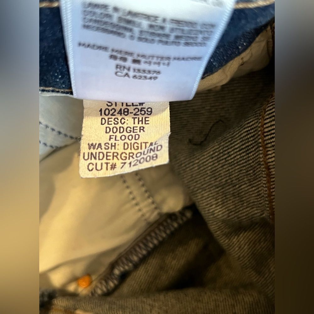 MOTHER Jeans THE DODGER FLOOD
WASH: DIGITAL UNDERGROUND - Picture 12 of 12